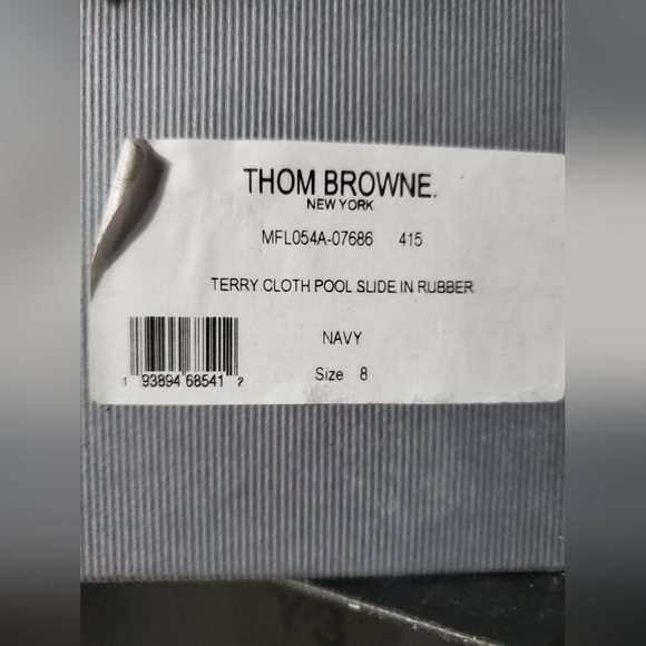 NIB sz 41(8) Thom Browne slides